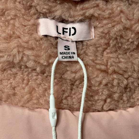 NWTFate by LFD Size Small Pink Teddy Vest. - Picture 12 of 13